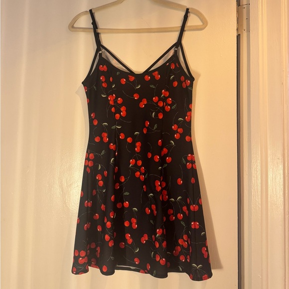 With Harper Lu Slip Dress - Picture 3 of 4